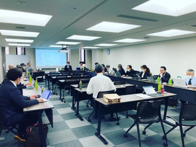 本日は今年度最後の理事会でした。前回頑張っていたおかげで議事もスムーズに進行しました。とりあえず令和4年度業務おつかれさまでした♬
#日本鍼灸師会 
#はりきゅう 
#鍼灸師 
#医療
